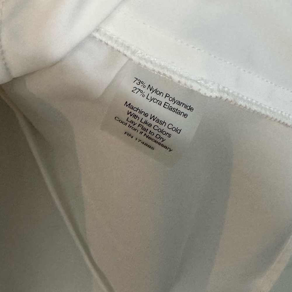 Ameliora The Annie White Sleeveless Button Down Washable Shirt Size Medium - Picture 8 of 9